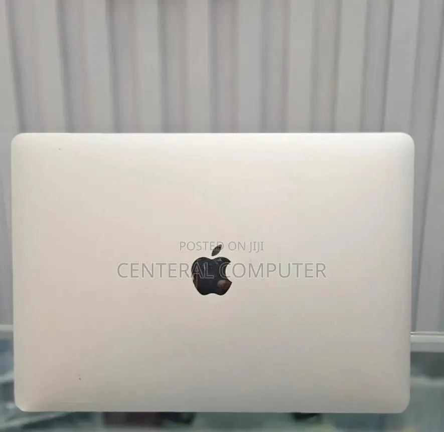 New Laptop Apple MacBook Pro M1 16GB Intel Core I7 SSD 256GB