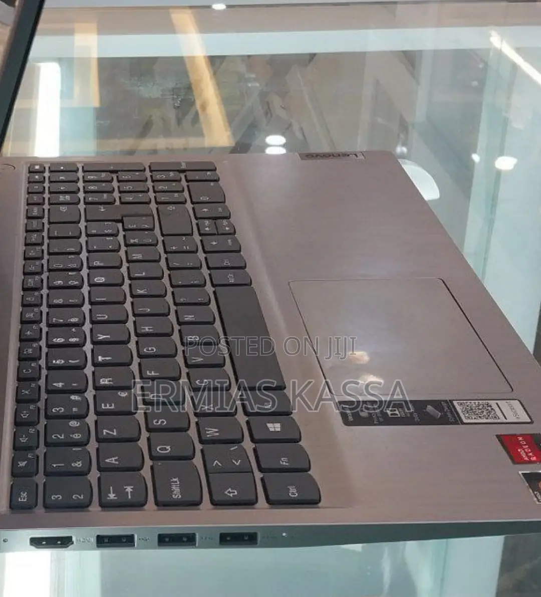 New Laptop Lenovo Ideapad 3 12GB AMD Ryzen 3 SSD 256GB