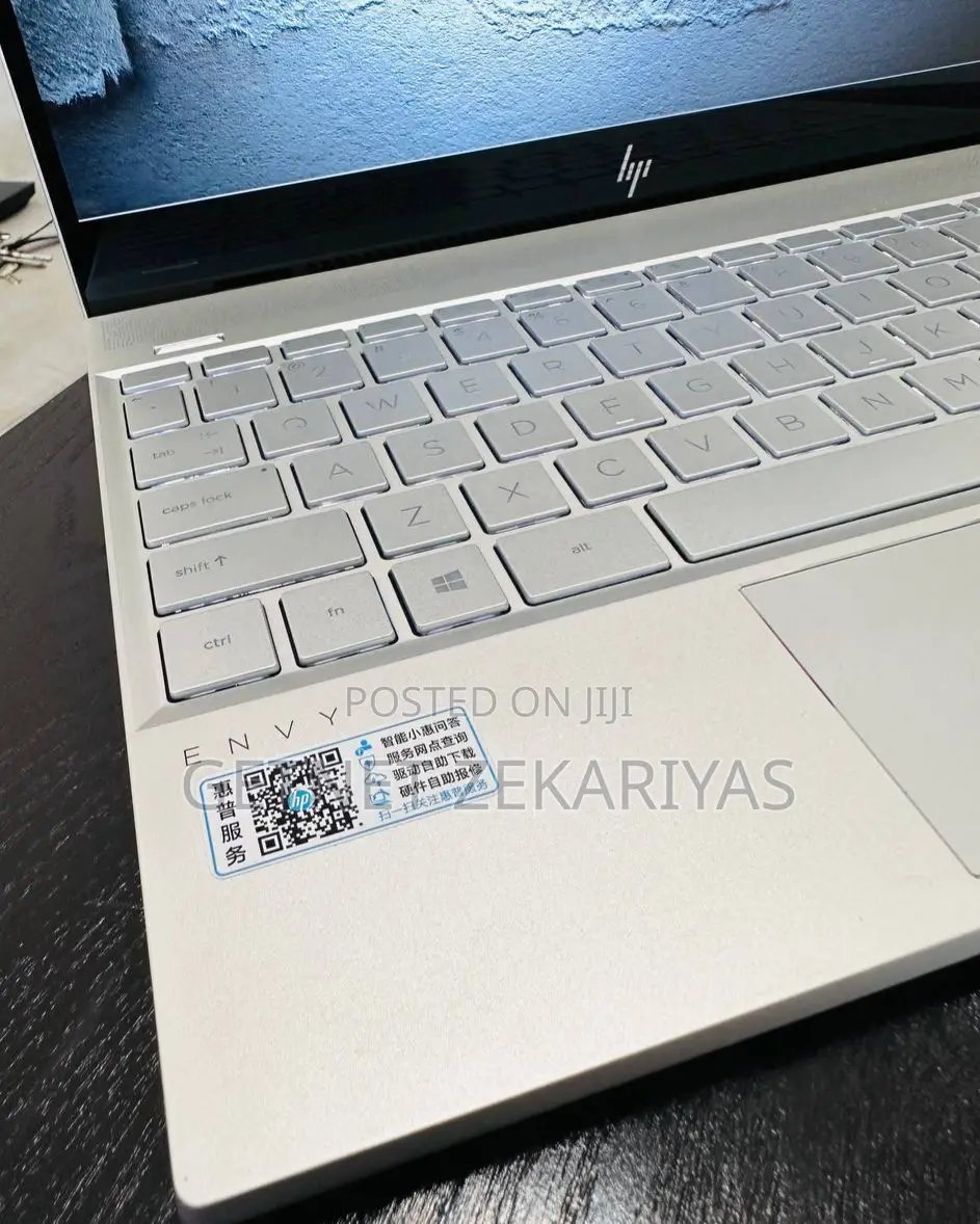 New Laptop HP Envy 13 8GB Intel Core I5 SSD 512GB