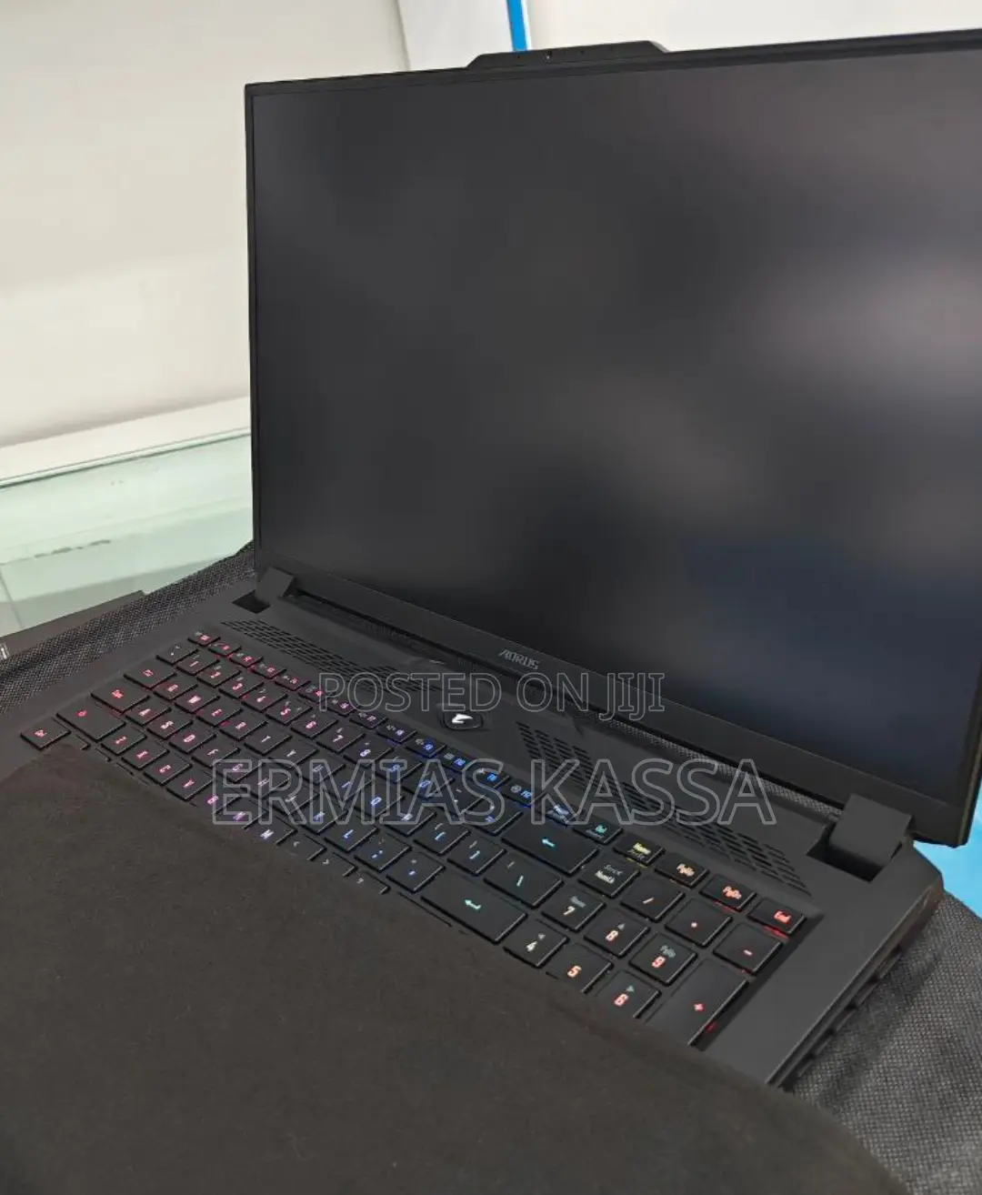 New Laptop Gigabyte AORUS 17G 16GB Intel Core I7 SSD 1T