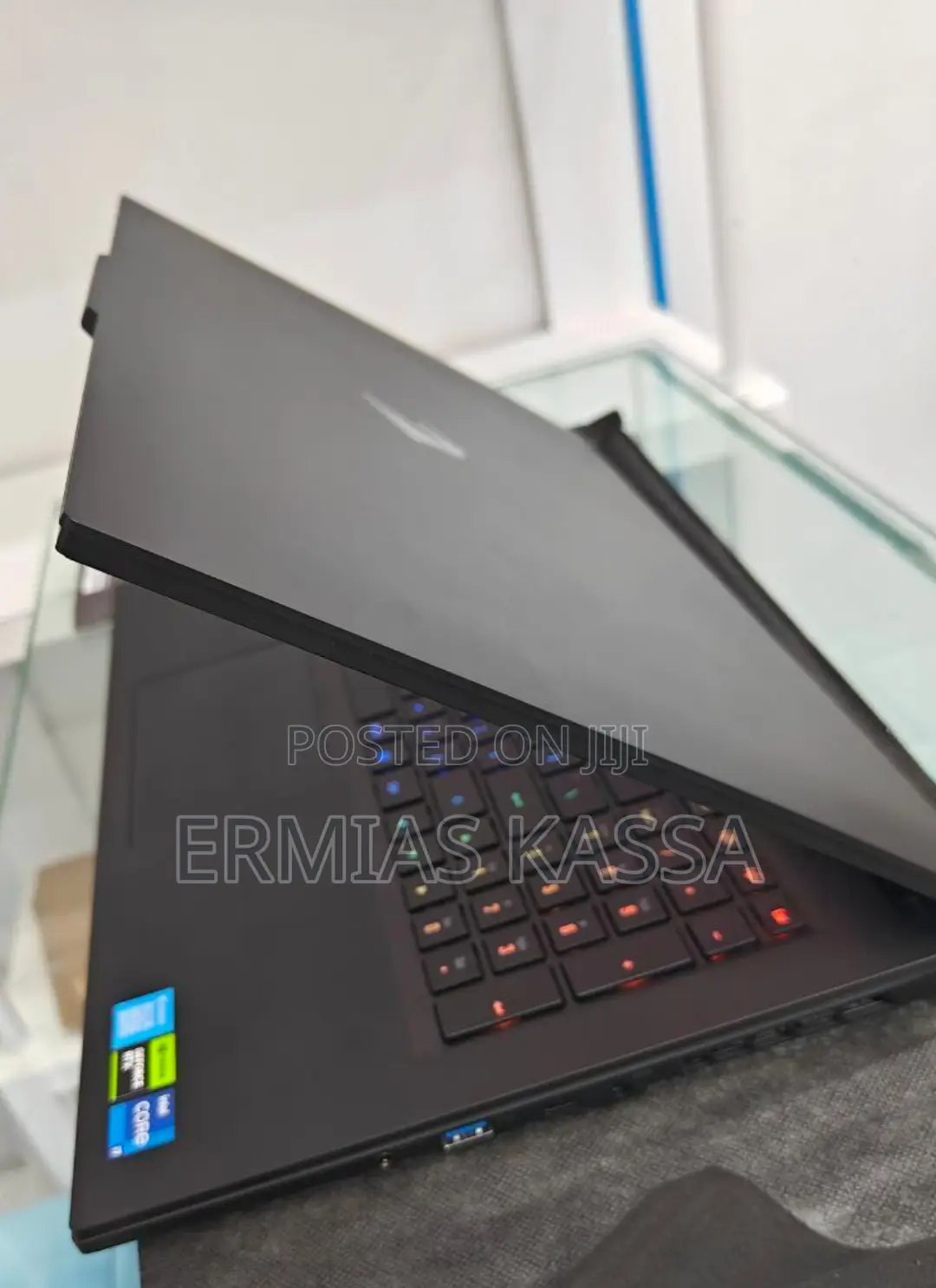 New Laptop Gigabyte AORUS 17G 16GB Intel Core I7 SSD 1T