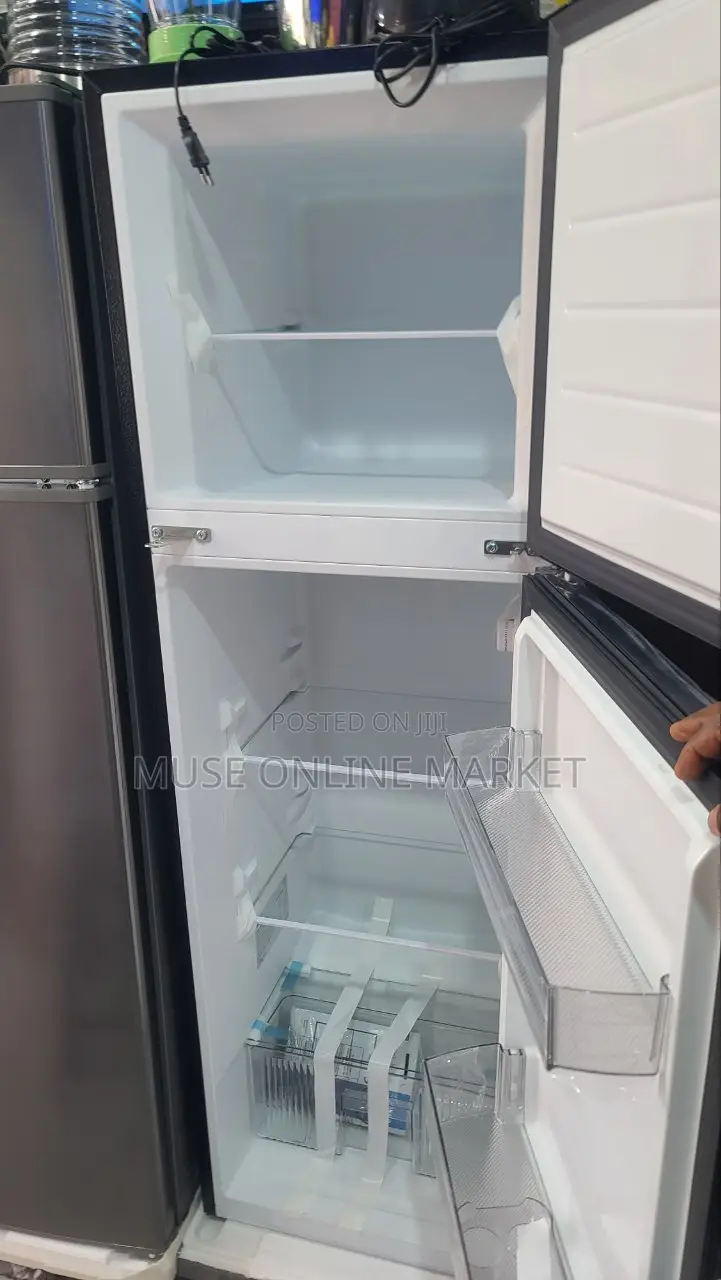 Midea 237 Refrigerator