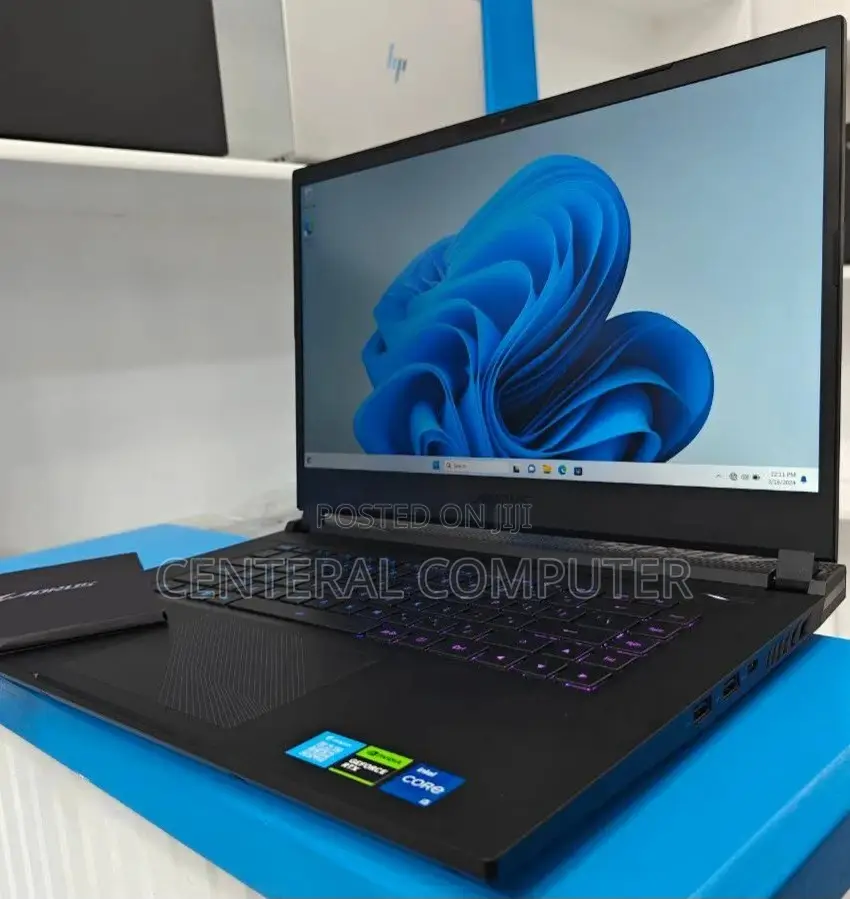 New Laptop Gigabyte AORUS 15P 16GB Intel Core I7 SSD 512GB