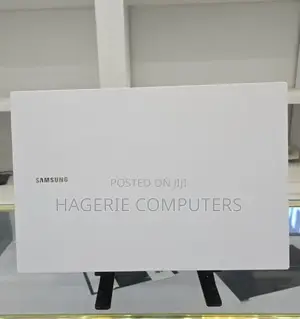 New Laptop Samsung 8GB Intel Core I5 HDD+SSD 1.5T