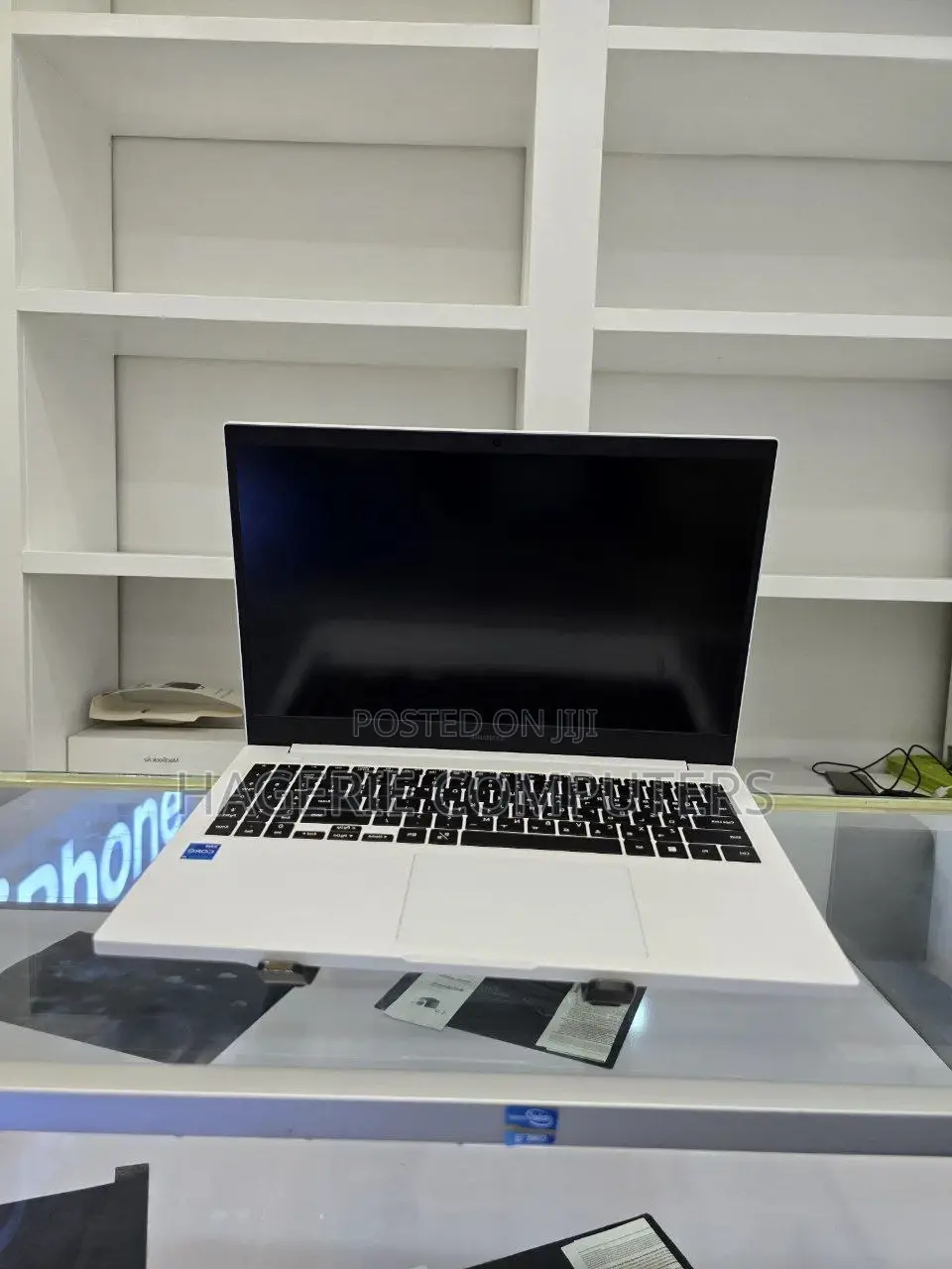 New Laptop Samsung 8GB Intel Core I5 HDD+SSD 1.5T