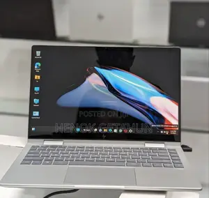 New Laptop HP Envy X360 8GB AMD Ryzen 5 SSD 512GB