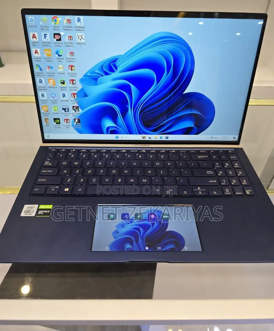 New Laptop Asus VivoBook 15 X505BA 16GB Intel Core I7 SSD 1T