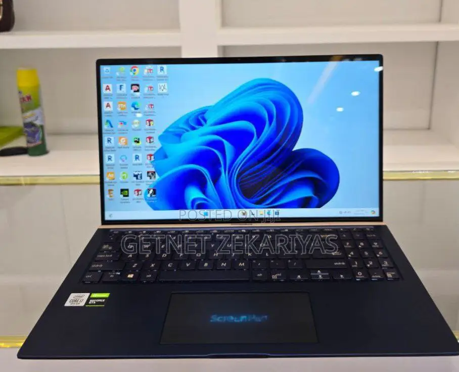 New Laptop Asus VivoBook 15 X505BA 16GB Intel Core I7 SSD 1T