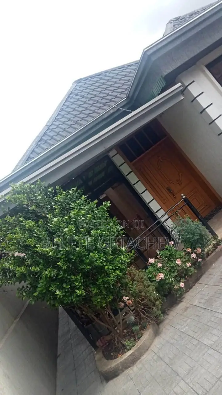 2bdrm Villa in Wossen Modern Villa, Yeka for sale