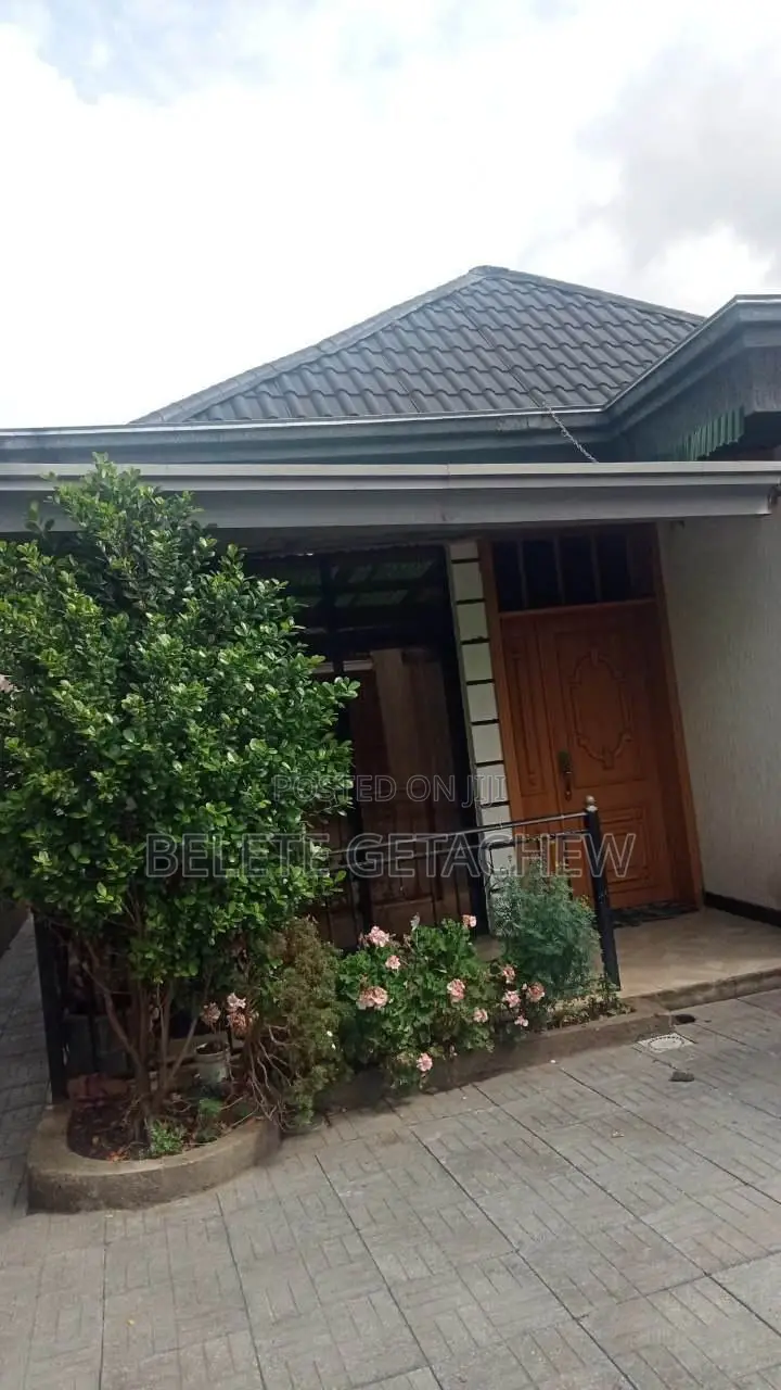 2bdrm Villa in Wossen Modern Villa, Yeka for sale