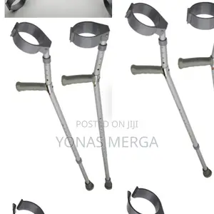 Photo - Crutches +ክራንች¶Crutches%Crunche=Crutches;Crutches7crutches