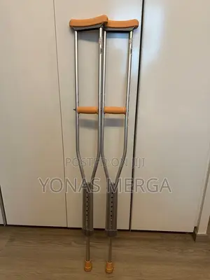 Photo - የብብት ክራንች:Crunche=Crutchesacrutches!Crutches⸘Crutches