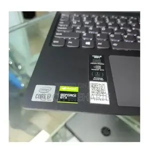 Photo - New Laptop Lenovo ThinkPad Yoga 370 16GB Intel Core i7 SSD 512GB