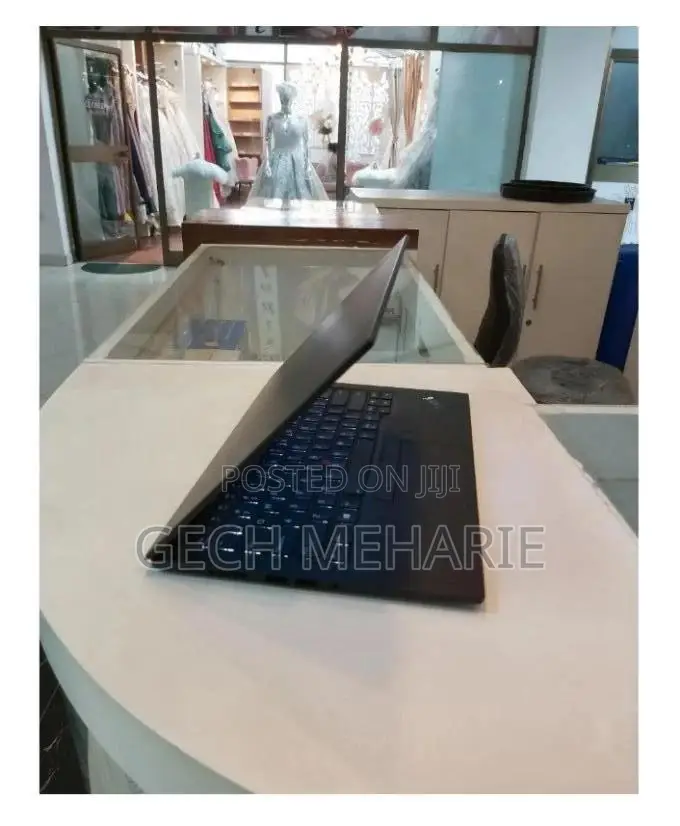 New Laptop HP Envy X360 16GB Intel Core i5 SSD 512GB