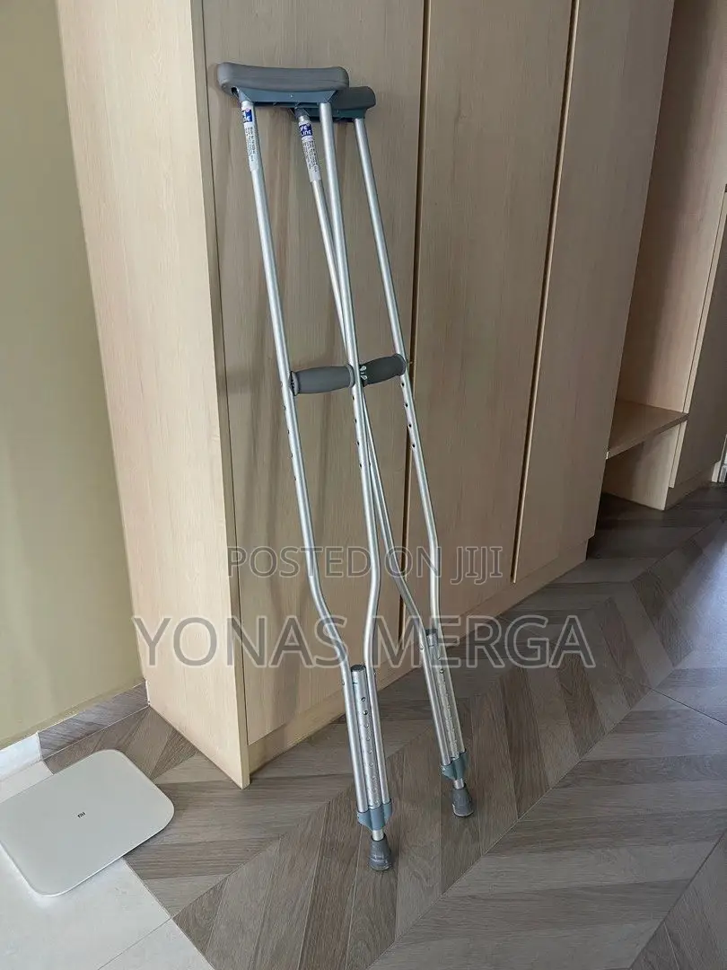 Crutches ¿Crunch~ክራንች/Crutches_crunch_crutches√Crutches