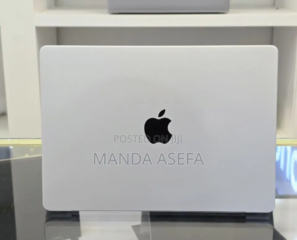 New Laptop Apple MacBook Pro 2021 M1 16GB Apple M1 SSD 1T