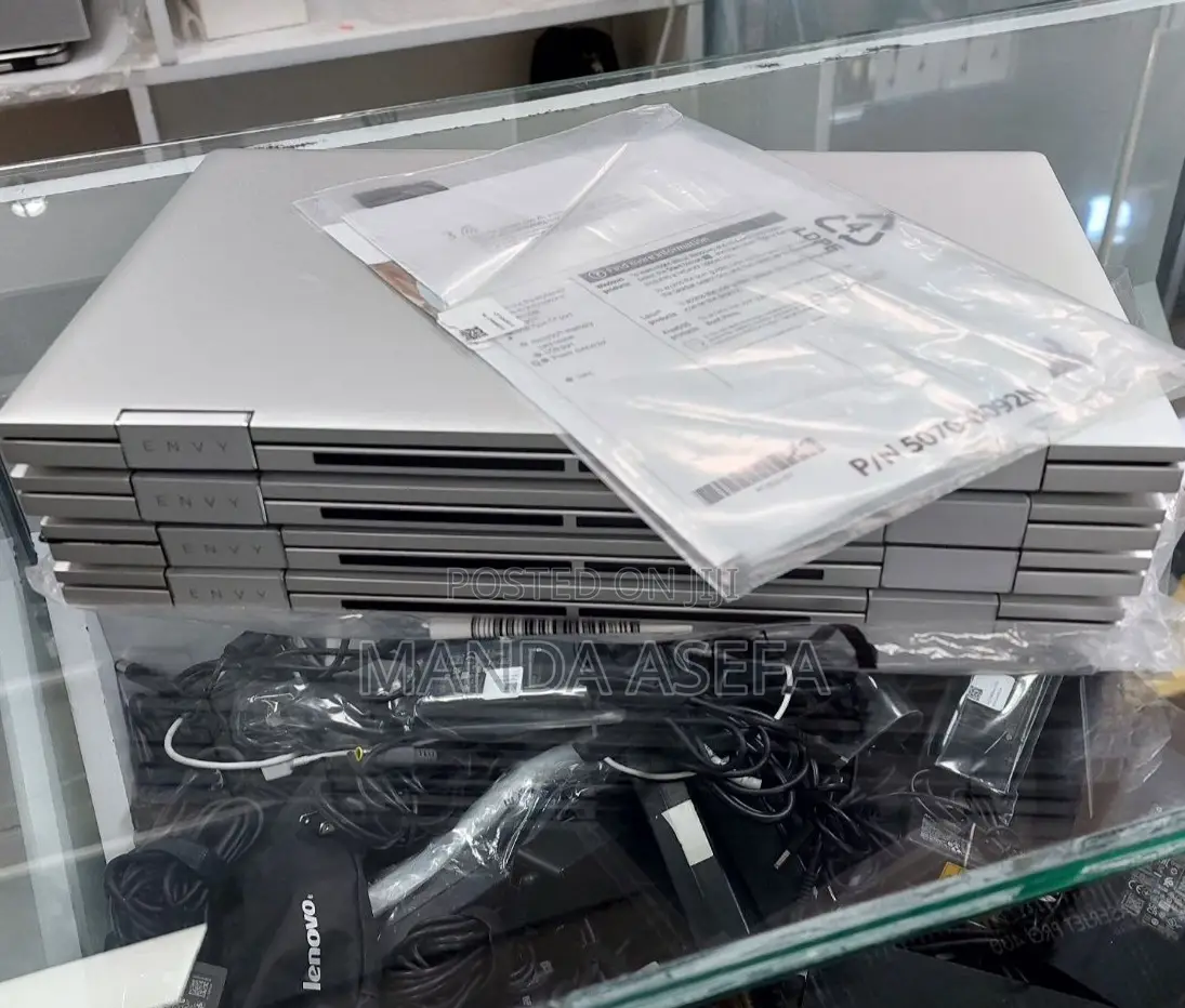 New Laptop HP Envy X360 8GB Intel Core I7 SSD 512GB