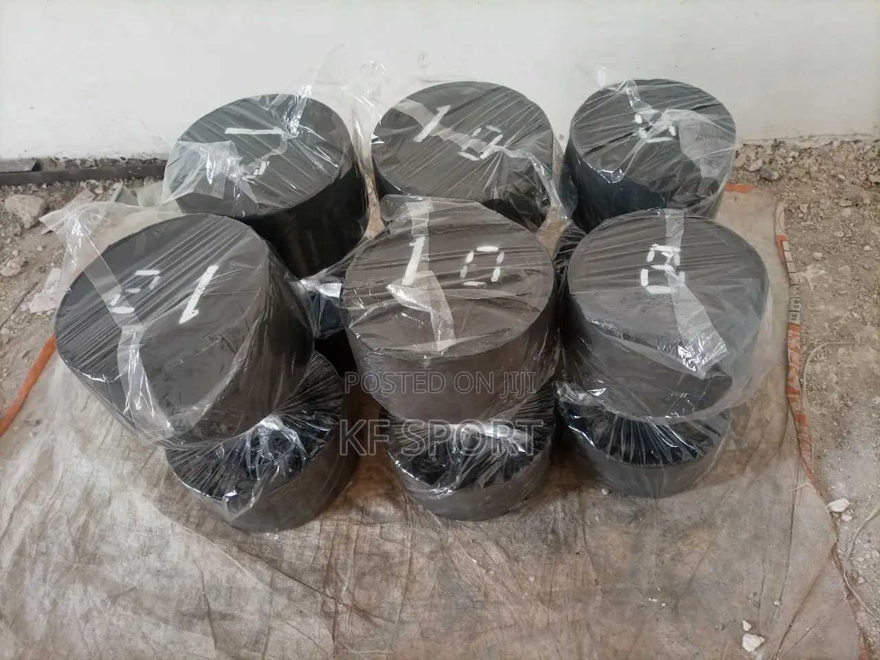 ዳምፔልና ባርቤል Local Dumbbell and Barbell