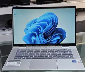 New Laptop HP Envy X360 8GB Intel Core I5 SSD 512GB