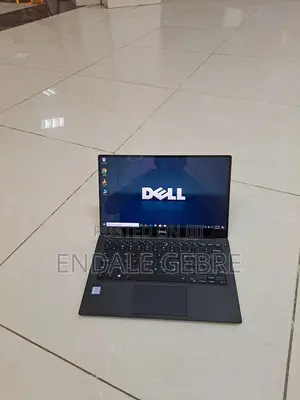 New Laptop Dell XPS 15 8GB Intel Core I7 SSD 512GB
