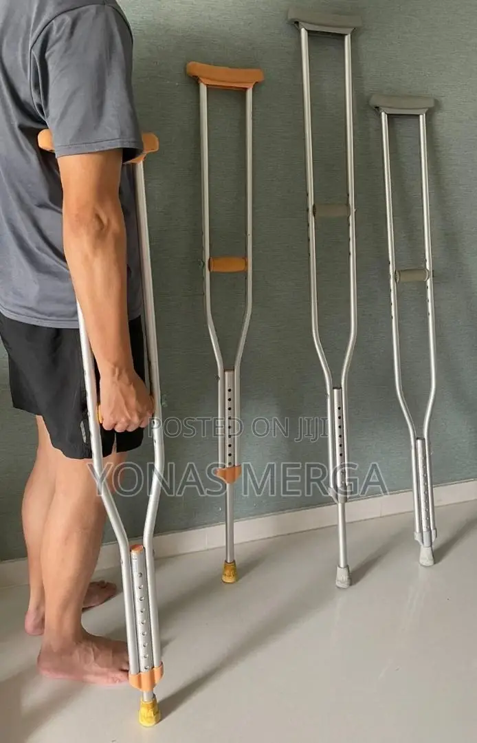 Crutches$Crunch₢ክራንች-Crunche‐Crutches¿Crutches!Crutches