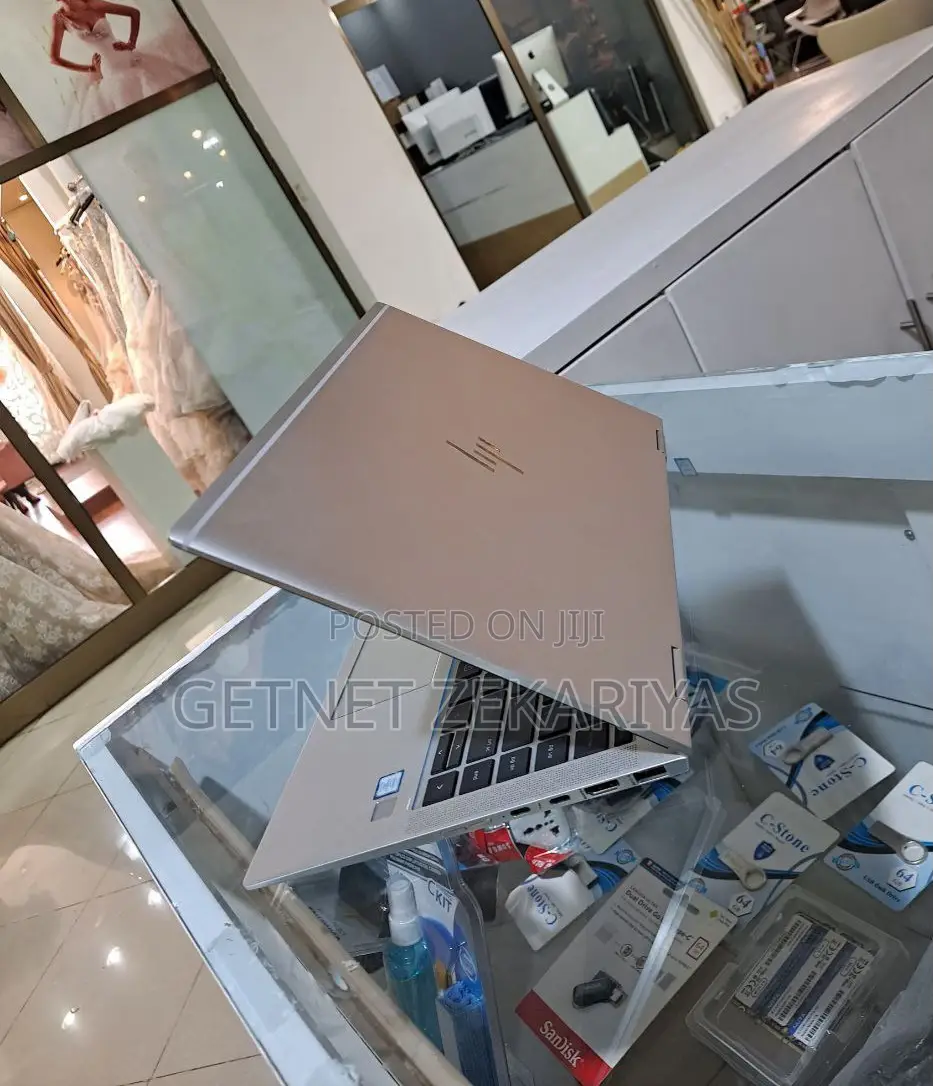 New Laptop HP Spectre 16GB Intel Core I7 SSD 512GB