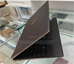 New Laptop HP Spectre X360 16GB Intel Core I7 SSD 512GB