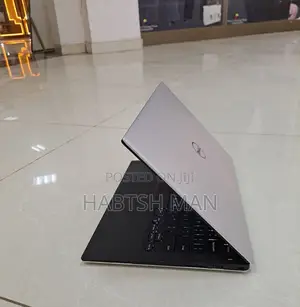 New Laptop Dell XPS 13 8GB Intel Core I7 SSD 512GB