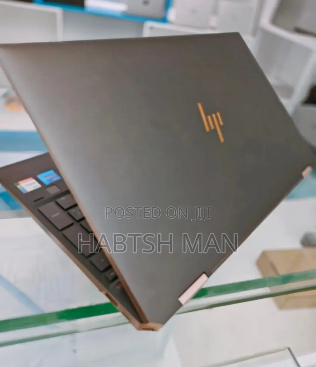 New Laptop HP Spectre X360 16GB Intel Core I7 SSD 512GB