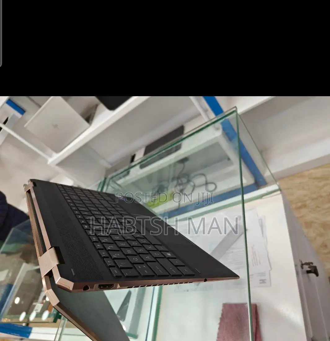 New Laptop HP Spectre X360 16GB Intel Core I7 SSD 512GB