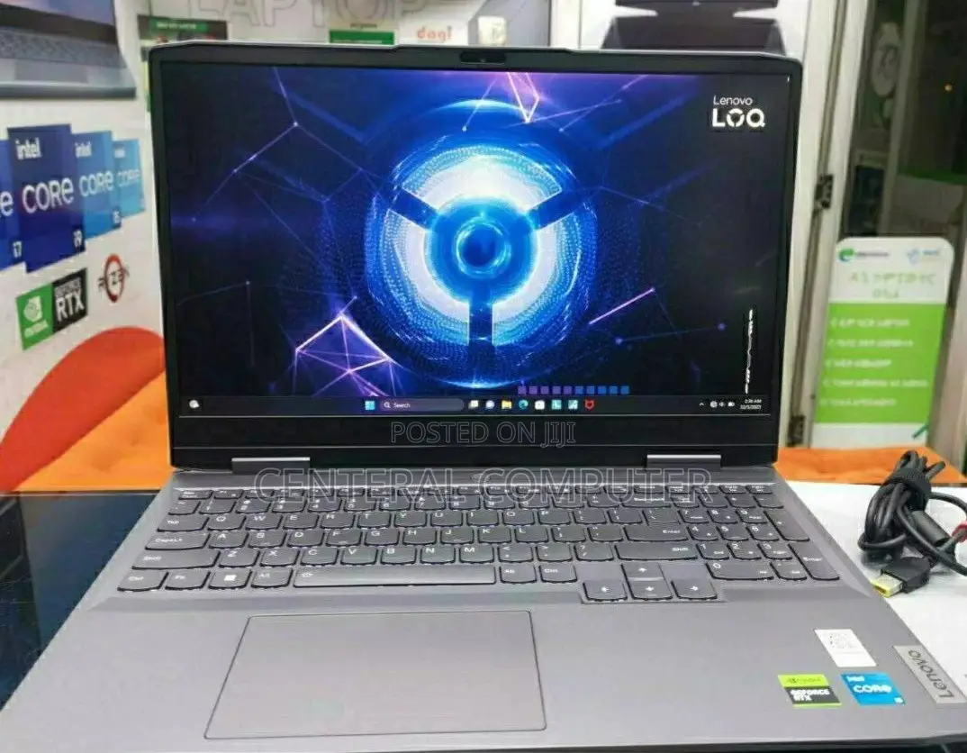 New Laptop Lenovo LOQ 15IRH8 8GB Intel Core I7 SSD 512GB
