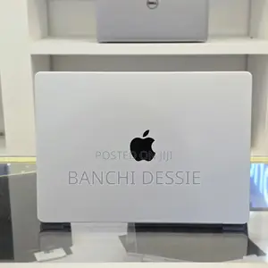 New Laptop Apple MacBook Pro 2021 M1 16GB Apple M1 Pro SSD 512GB