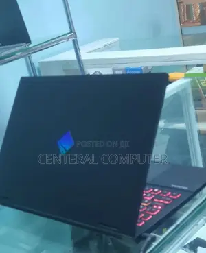 New Laptop HP Omen X 17t 16GB Intel Core I7 SSD 512GB