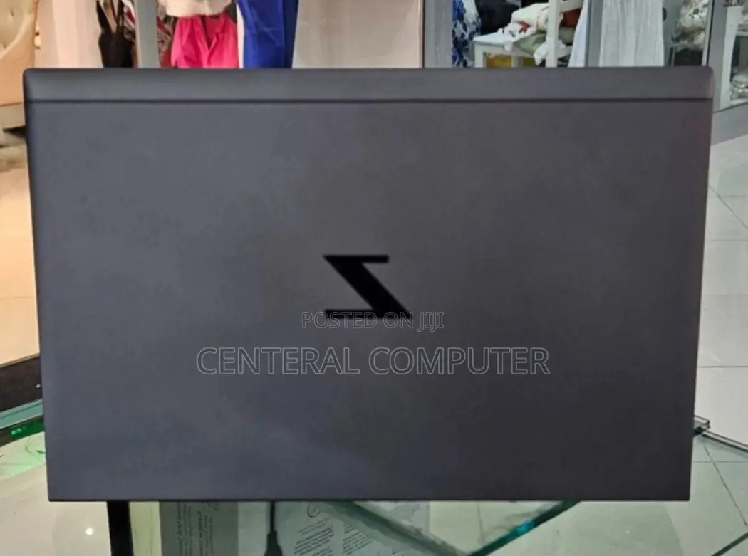 New Laptop HP ZBook 17 G4 16GB Intel Core I7 SSD 512GB