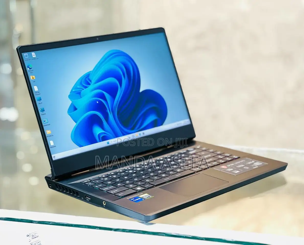 New Laptop MSI GP75 Leopard 16GB Intel Core I7 SSD 1T