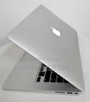New Laptop Apple MacBook Air 2015 4GB Intel Core I5 SSD 128GB