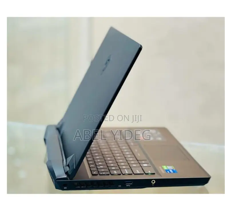 New Laptop MSI GP75 Leopard 16GB Intel Core I7 SSD 1T