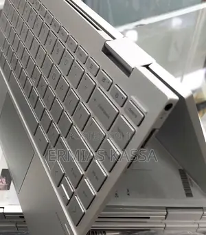 New Laptop HP Envy X360 13z 8GB Intel Core I7 SSD 512GB