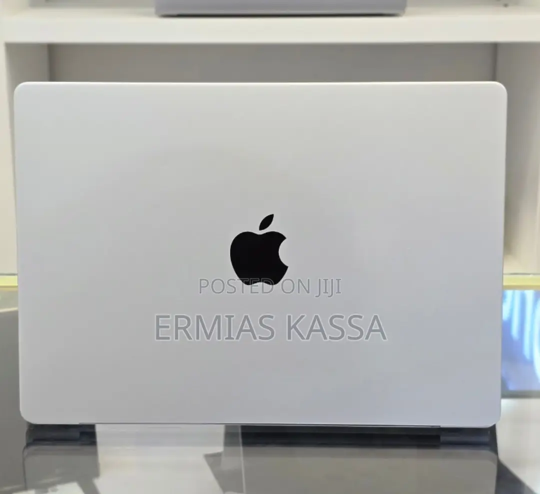 New Laptop Apple MacBook Pro 2021 M1 16GB Apple M1 SSD 1T