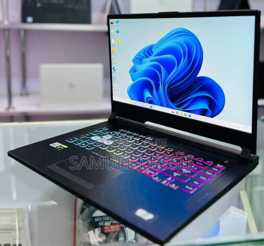 New Laptop Asus ROG Strix G15 16GB Intel Core I7 SSD 512GB