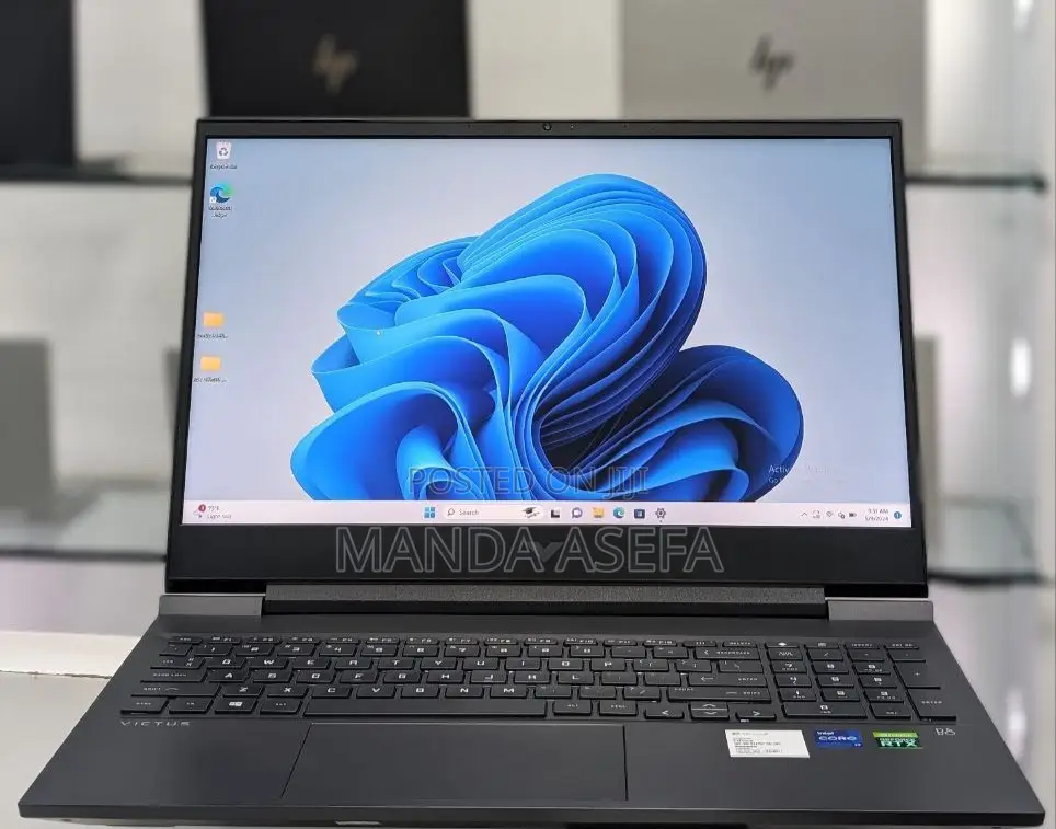 New Laptop HP Victus 16 16GB Intel Core I7 SSD 512GB