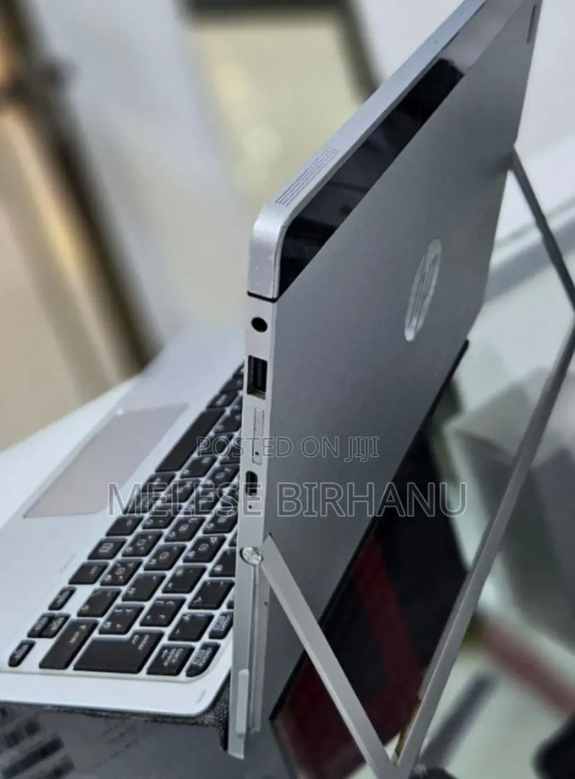 New Laptop HP X2 8GB Intel Core I5 SSD 256GB