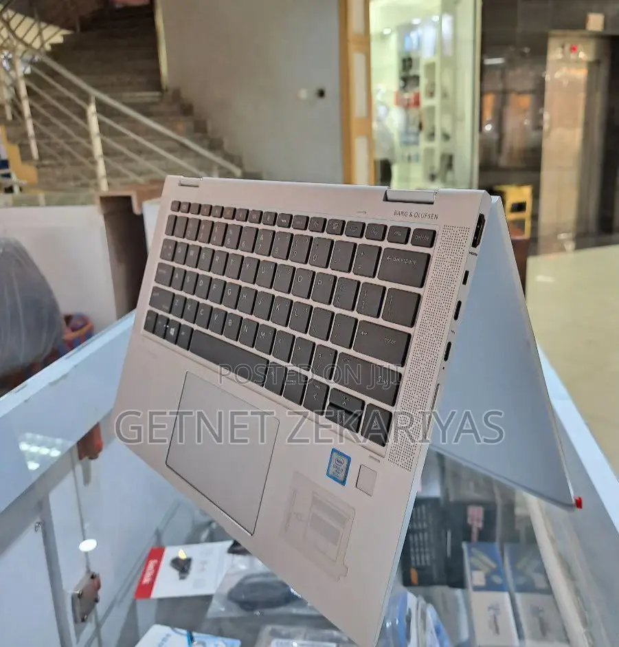 New Laptop HP Spectre 16GB Intel Core I5 SSD 512GB