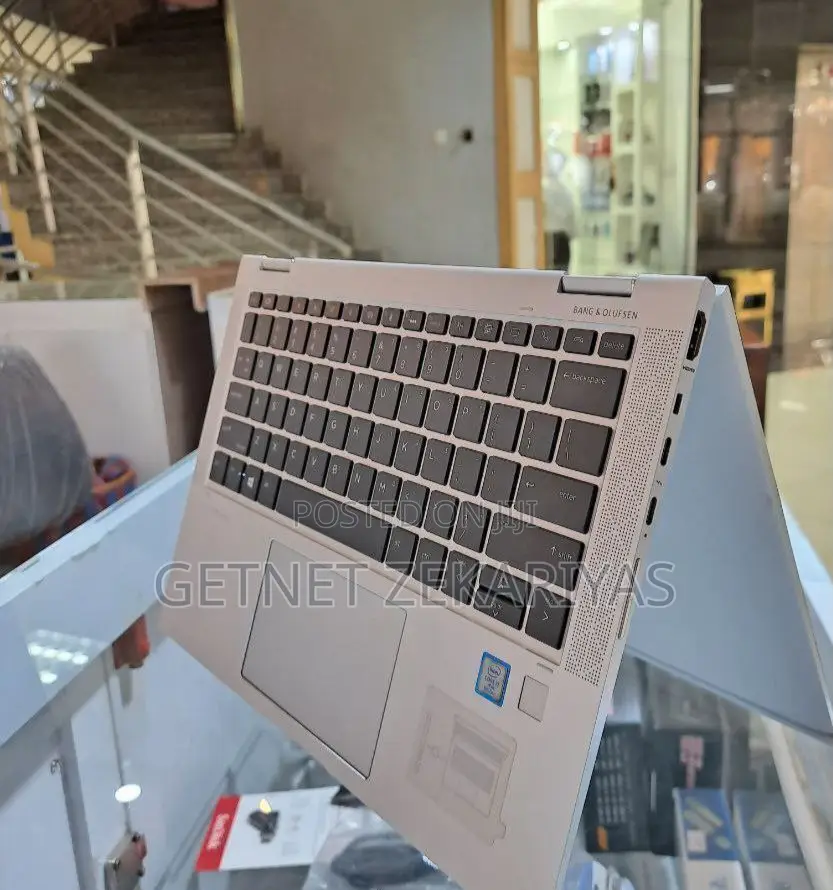 New Laptop HP Spectre 16GB Intel Core I5 SSD 512GB