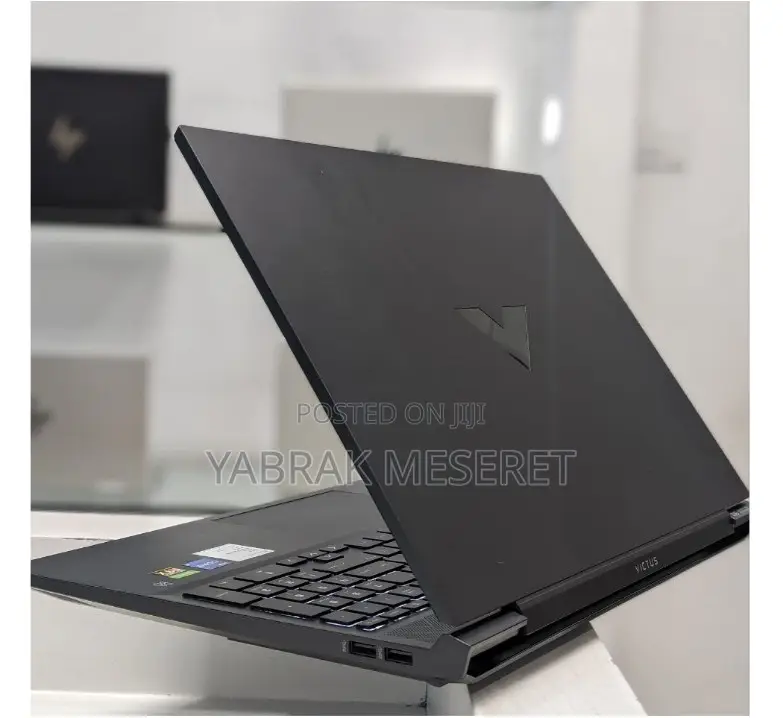 New Laptop HP Victus 16 16GB Intel Core I7 SSD 512GB