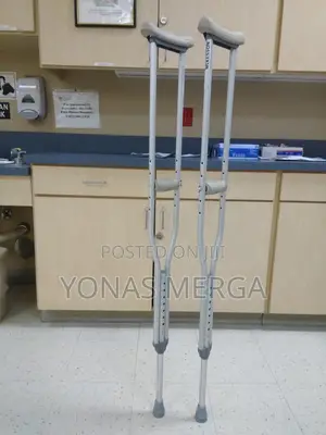 Photo - Auxiliary Crutches ♧Crunch¤ክራንች'crutches/CrutchesCrutches