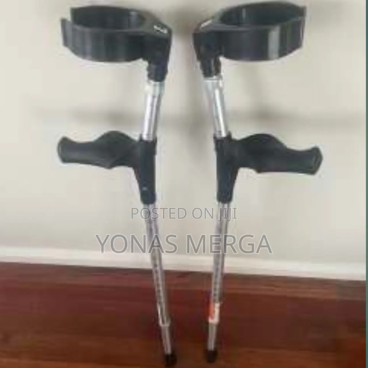 Crutches +Crutches'crutches Crunch_crutches)Crutchesክራንች