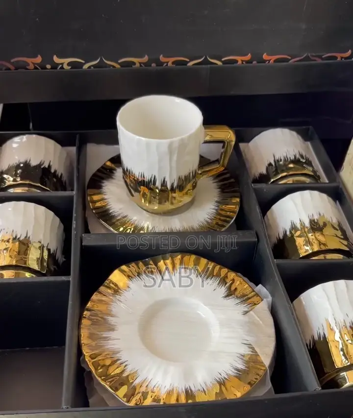 ኳሊቲ የቡና ሲና ከነ ማቅረቢያዉ