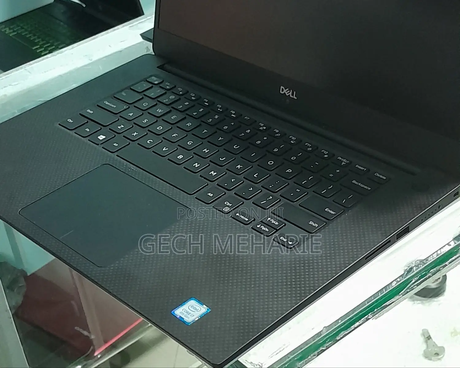 New Laptop Dell XPS 15 16GB Intel Core i7 SSD 512GB