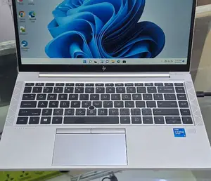 New Laptop HP EliteBook 840 G8 16GB Intel Core I5 SSD 512GB